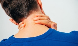 příznaky cervikální osteochondrózy