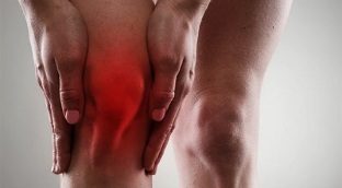 hlavní rozdíly mezi artritidou a artrózou